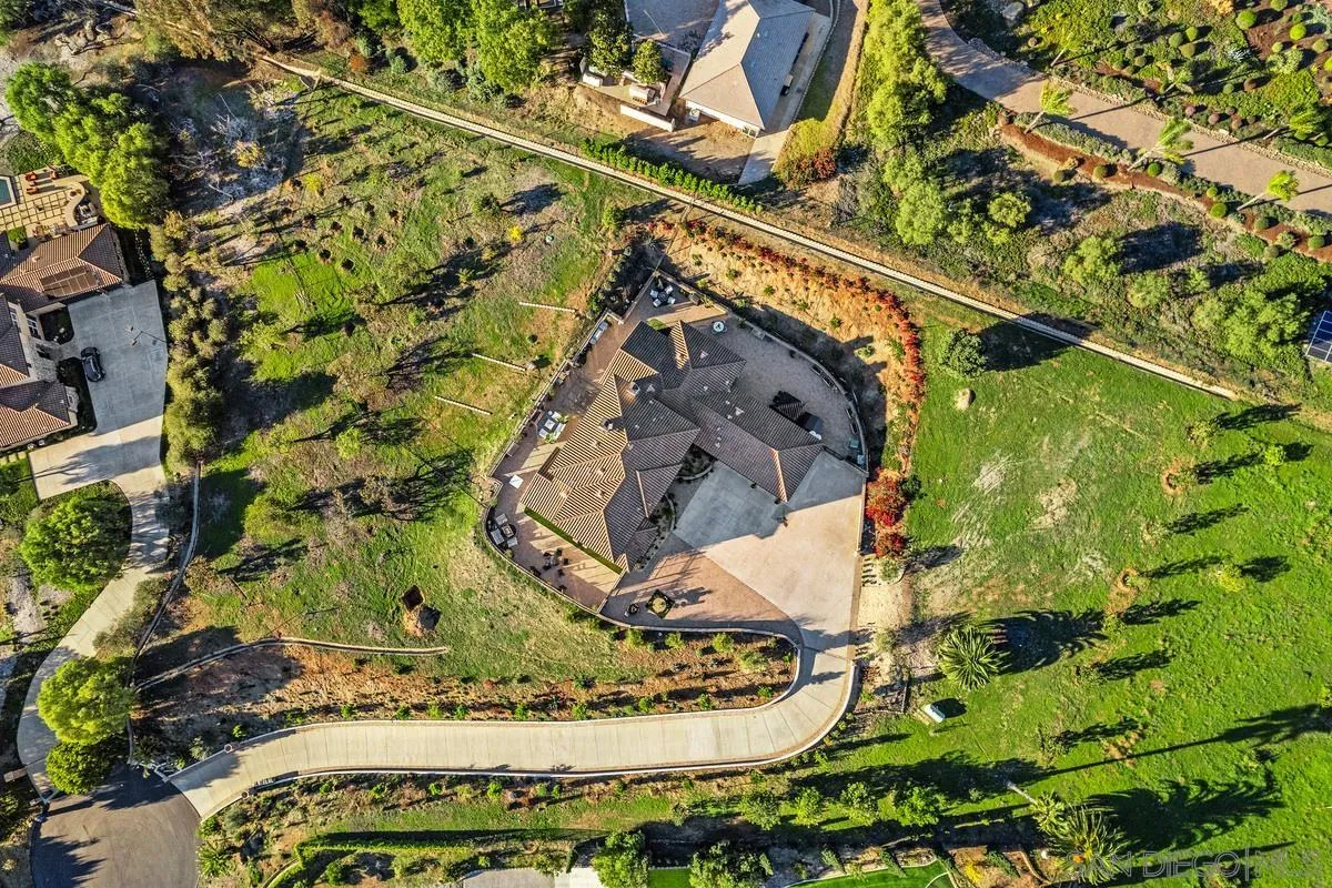 1210 Clos Duval Bonsall, CA 92003 - Photo 30 of 32