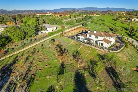$2,495,000 | 1210 Clos Duval, Bonsall, CA 92003