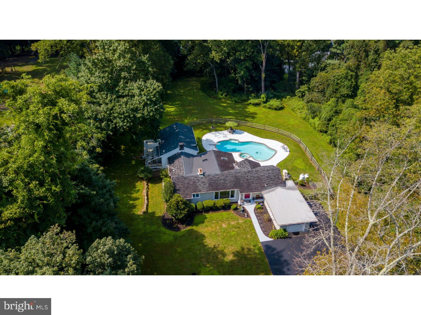 232 Howarth Road Media, PA 19063 - Photo 6 of 25