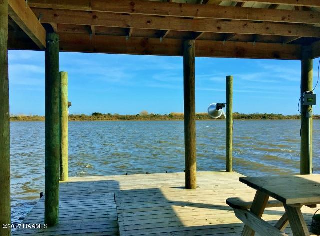 551 Lake Breeze Road Hackberry, LA 70645 - Photo 30 of 36 Boathous deck (640x473)
