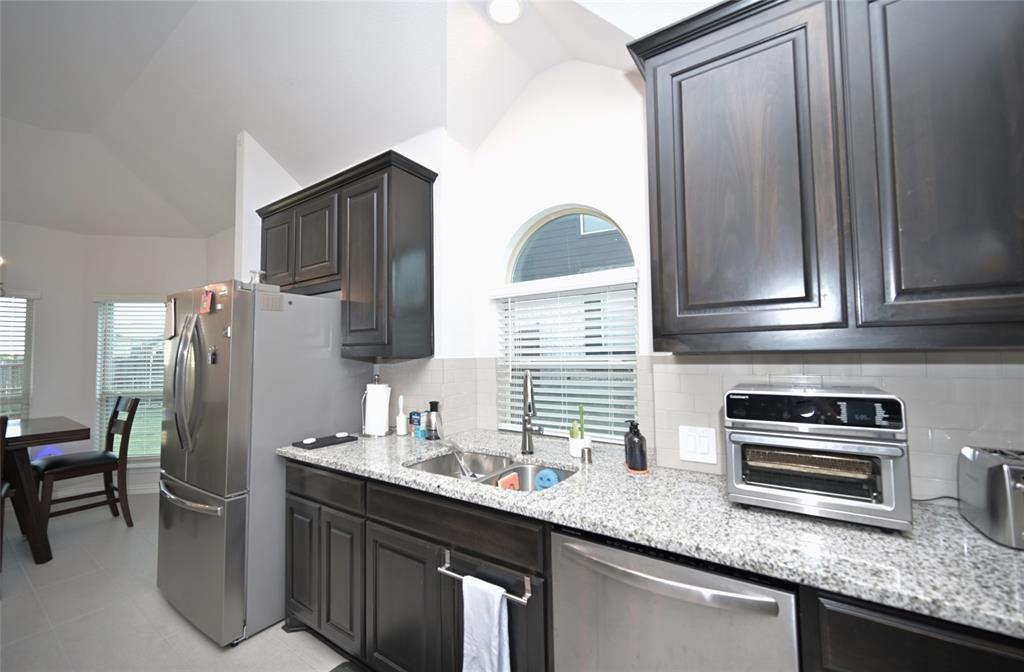 1802 Ranch View Drive Cedar Hill, TX 75104 - Photo 7 of 40