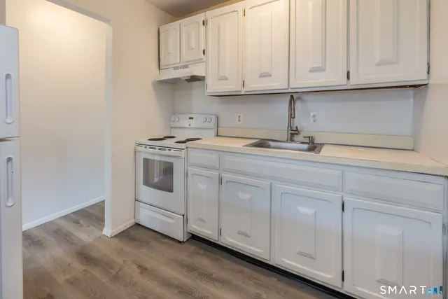 $1,350 | 31 Bostwick Arms, Unit 31, New Milford, CT 06776