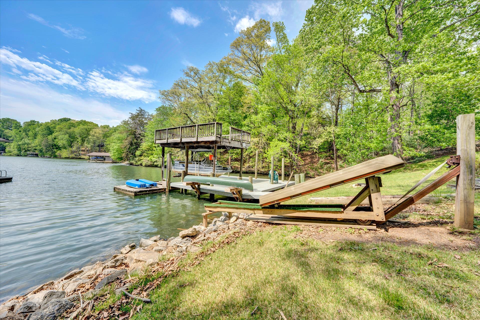 150 Island Road Hardy, VA 24101 - Photo 5 of 28 lake