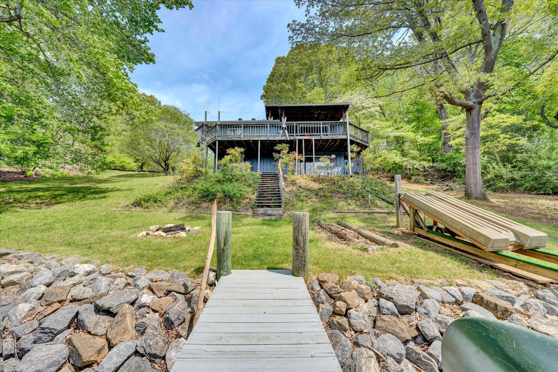150 Island Road Hardy, VA 24101 - Photo 6 of 28 Lake View