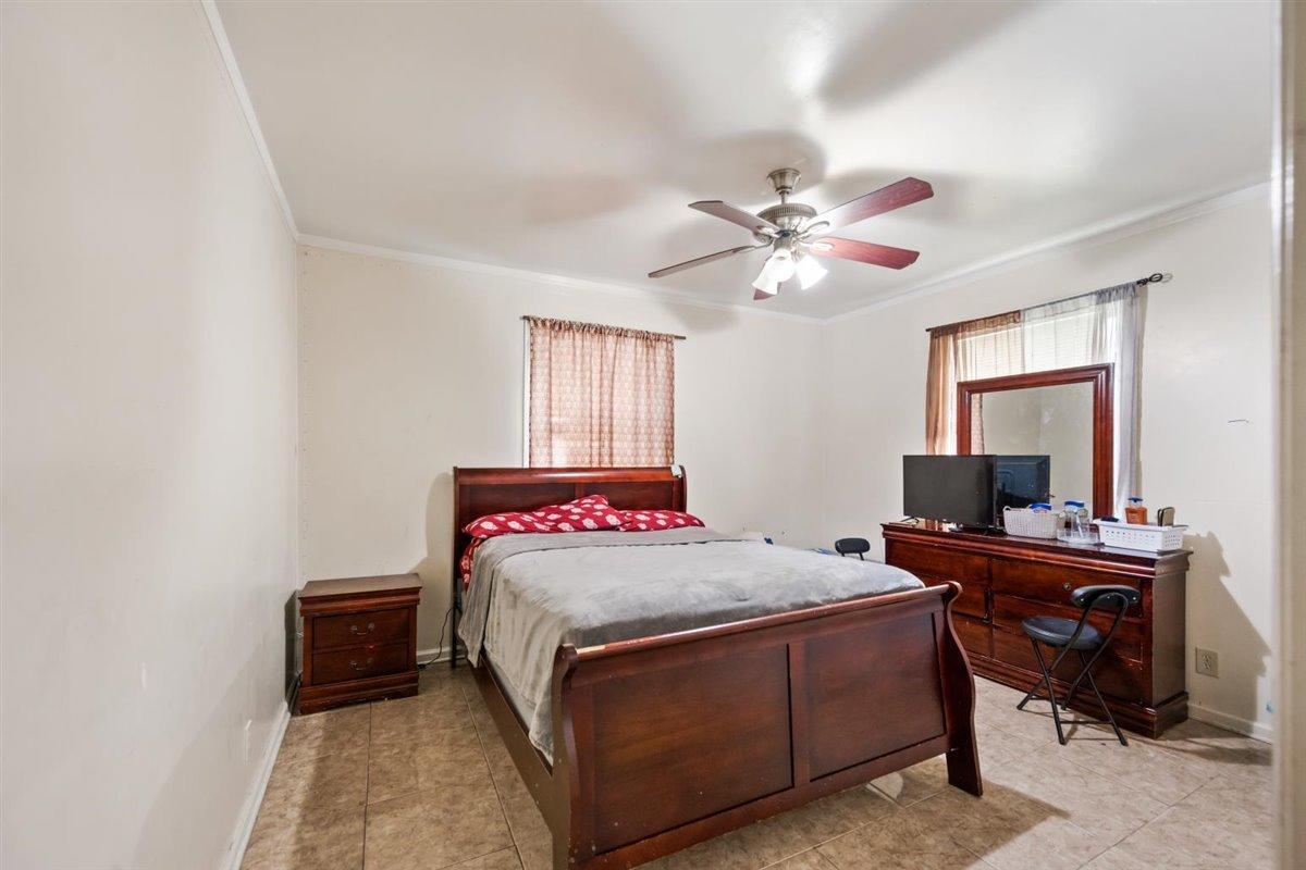420 West 27th Street Riviera Beach, FL 33404 - Photo 9 of 19 08-DSC_0131