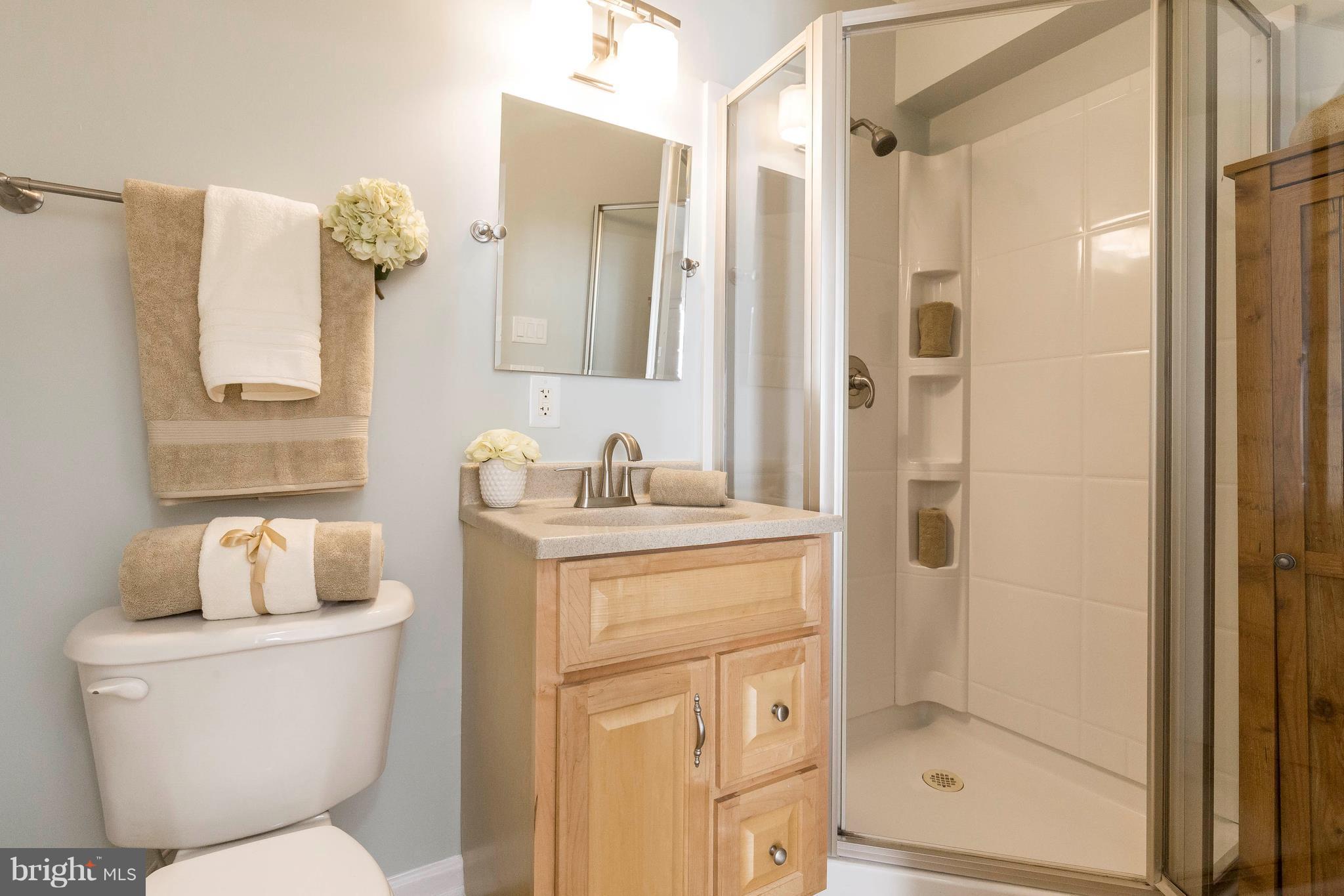 2708 Calkins Road Herndon, VA 20171 - Photo 24 of 30 Bath