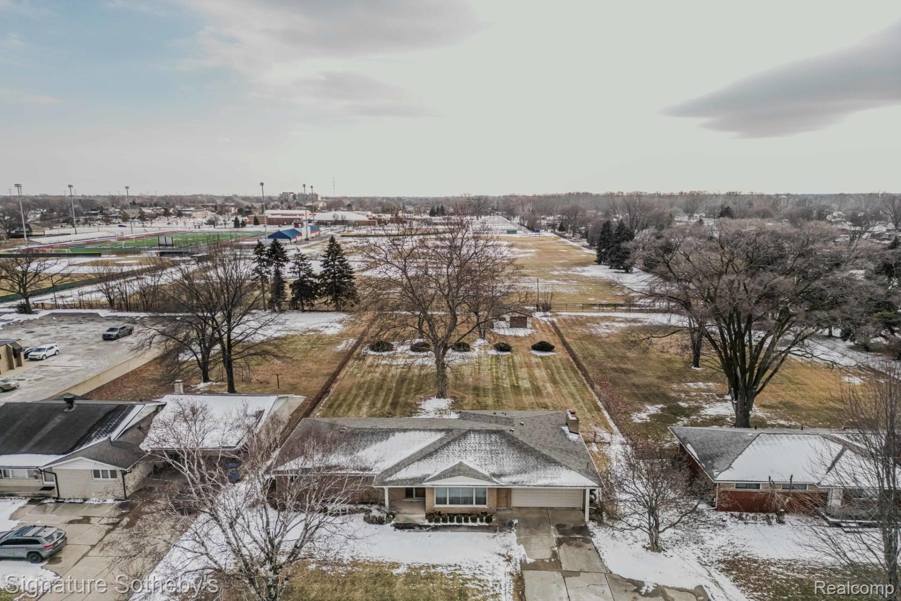 11416 East 13 Mile Road Warren, MI 48093 - Photo 86 of 94 Gallery Image 86