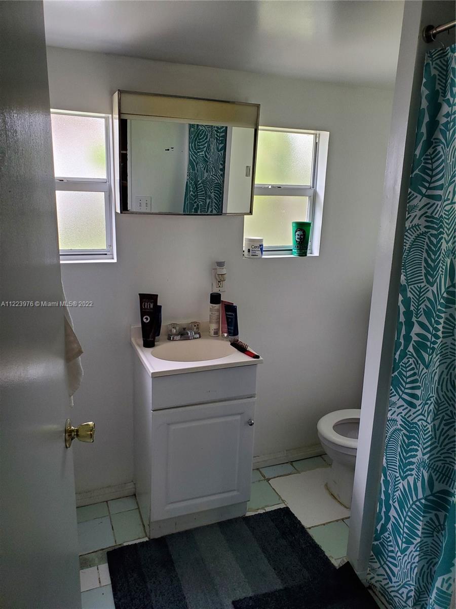 Coral Terrace Miami, FL 33155 - Photo 8 of 11