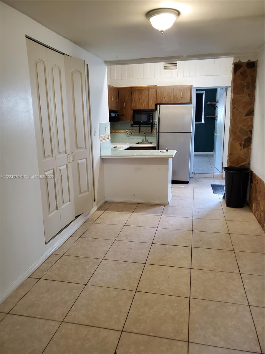 Coral Terrace Miami, FL 33155 - Photo 10 of 11