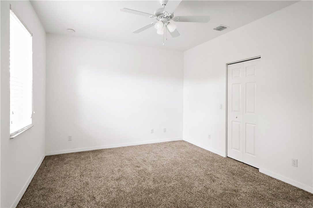 9323 Breakers Row Fort Pierce, FL 34945 - Photo 19 of 31