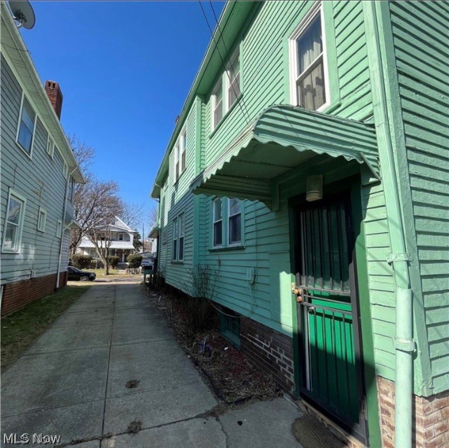16308 Nela View Road Cleveland, OH 44112 - Photo 2 of 13 Image quality insufficient for description