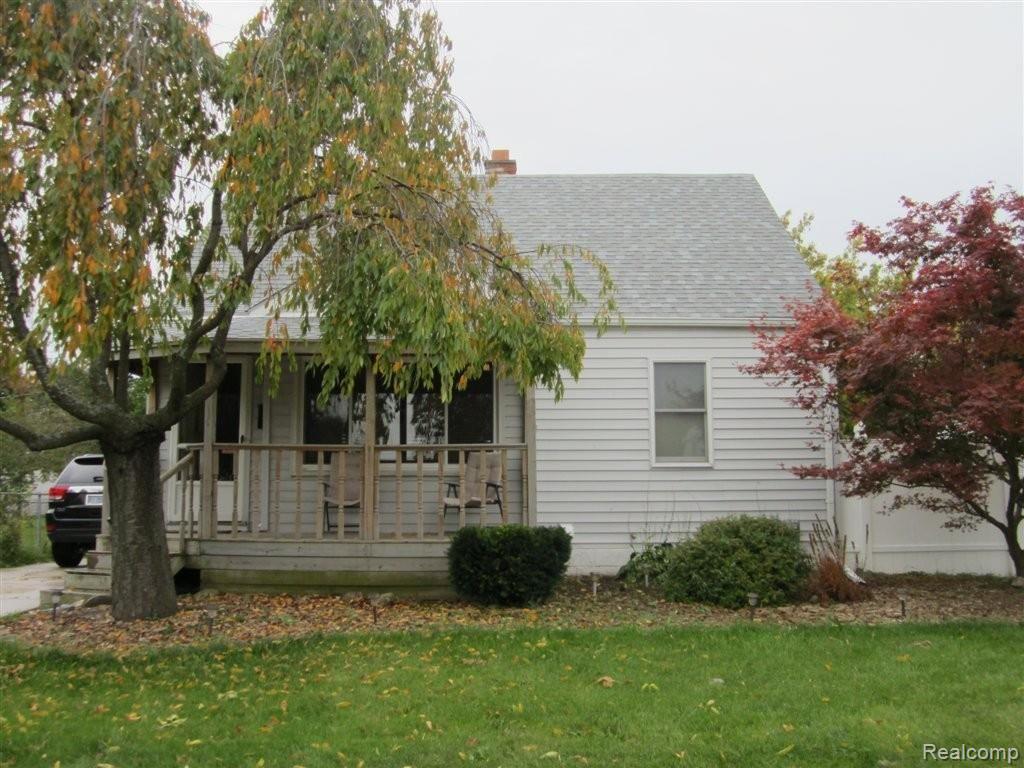 17460 Martin Road Roseville, MI 48066 - Photo 1 of 33 IMG_7996.JPG