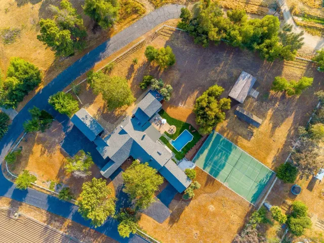 $1,999,999 | 28114 Queensbridge Road, Valley Center, CA 92082