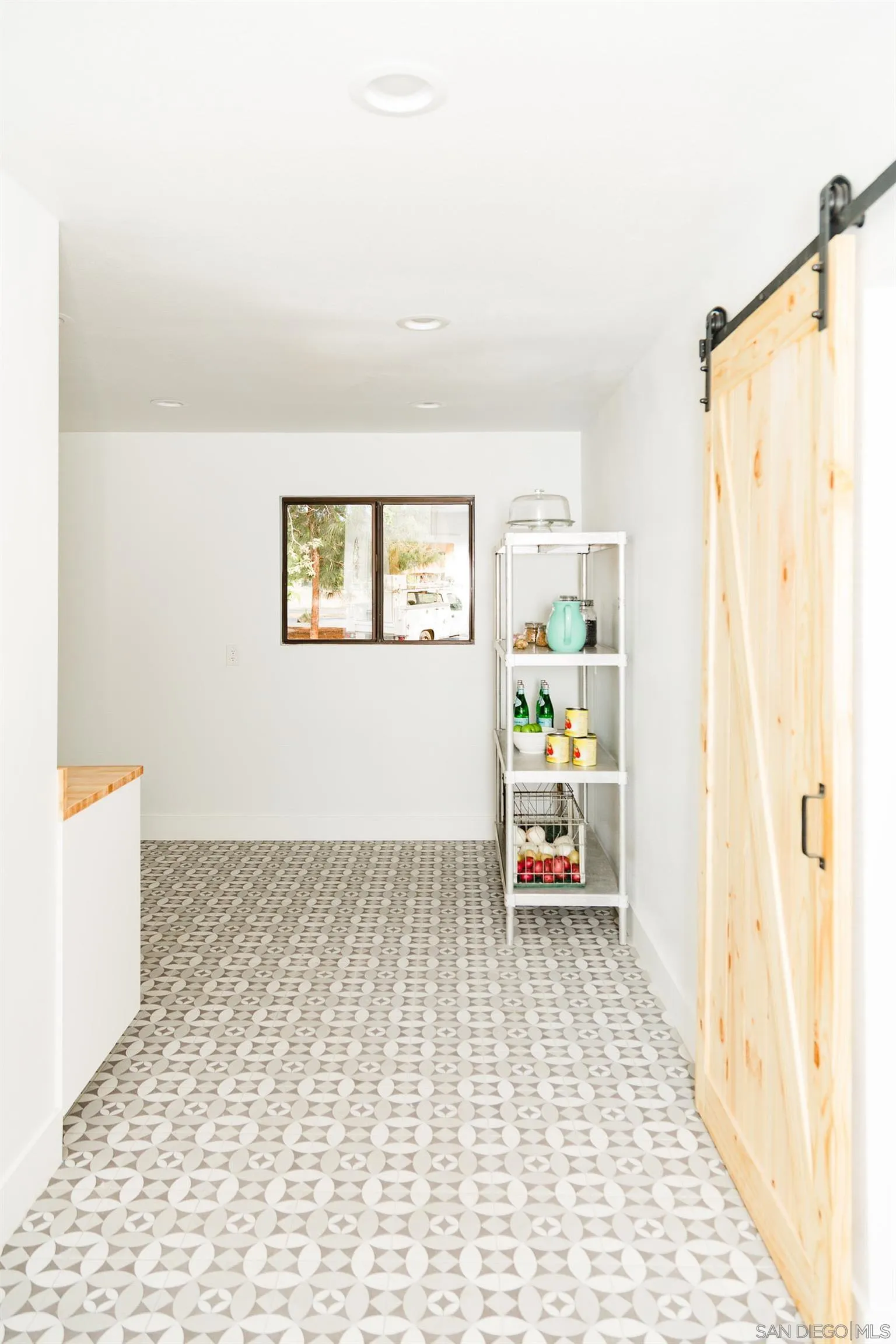 28114 Queensbridge Road Valley Center, CA 92082 - Photo 38 of 43