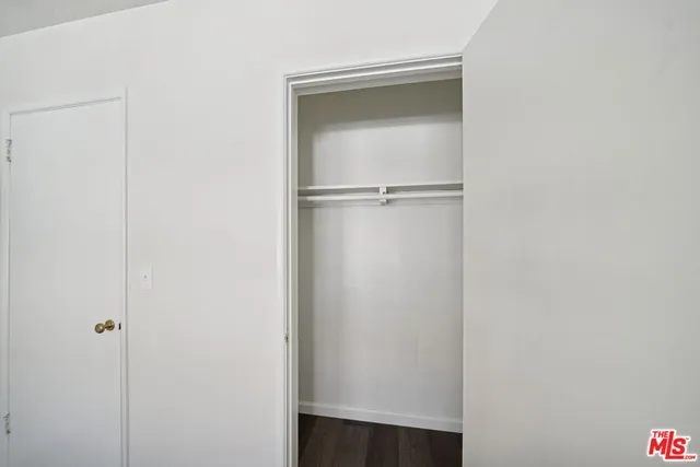 $2,095 | 5319 Vantage Avenue, Unit 5, Valley Village, CA 91607