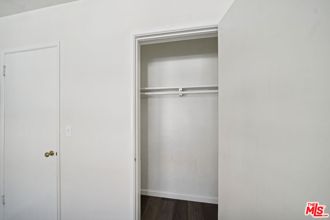 5319 Vantage Avenue, Unit 5 Valley Village, CA 91607 - Photo 9 of 13