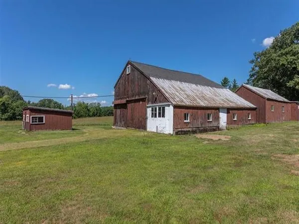 $949,000 | 350 N Road, Salisbury, NH 03235
