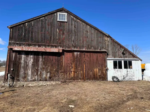 $949,000 | 350 N Road, Salisbury, NH 03235