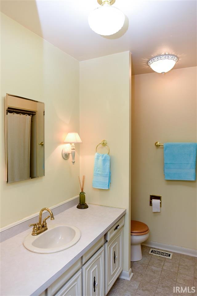 590 Old Farm Road Lafayette, IN 47909 - Photo 12 of 30 Gallery Image 12