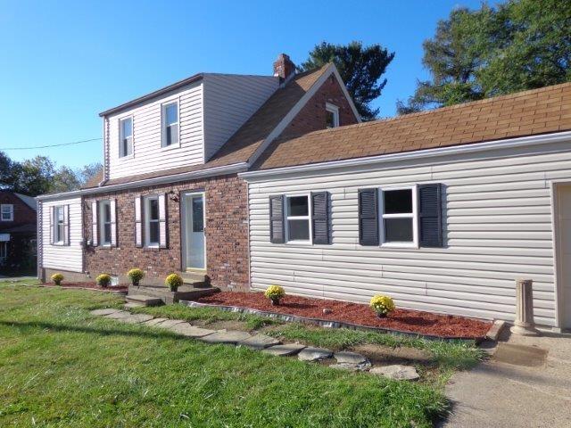 529 Center Hill Road Plum, PA 15239 - Photo 3 of 15