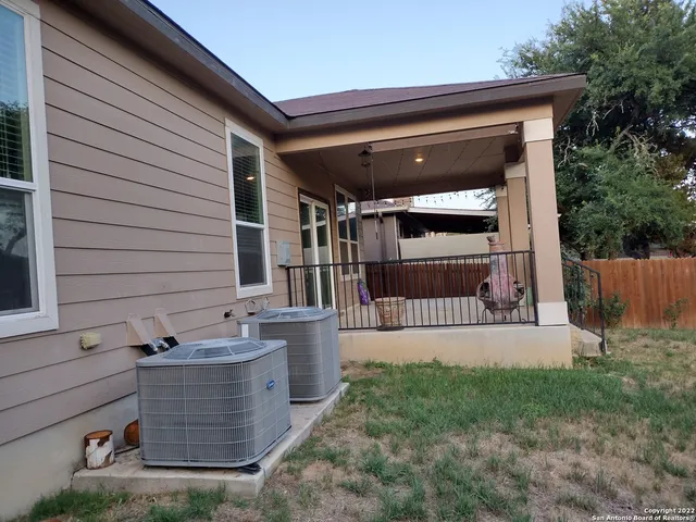 $2,500 | 11212 Hill Top Loop, Helotes, TX 78023