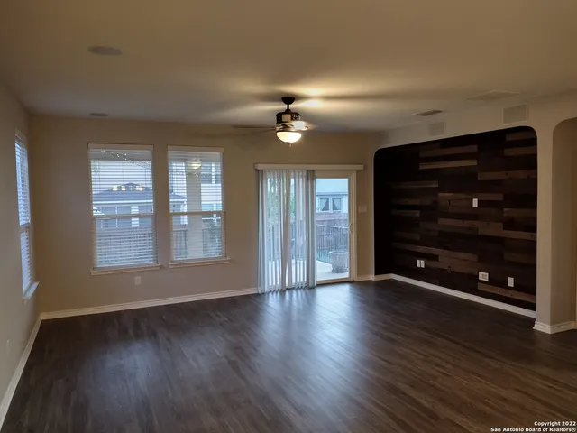 $2,500 | 11212 Hill Top Loop, Helotes, TX 78023