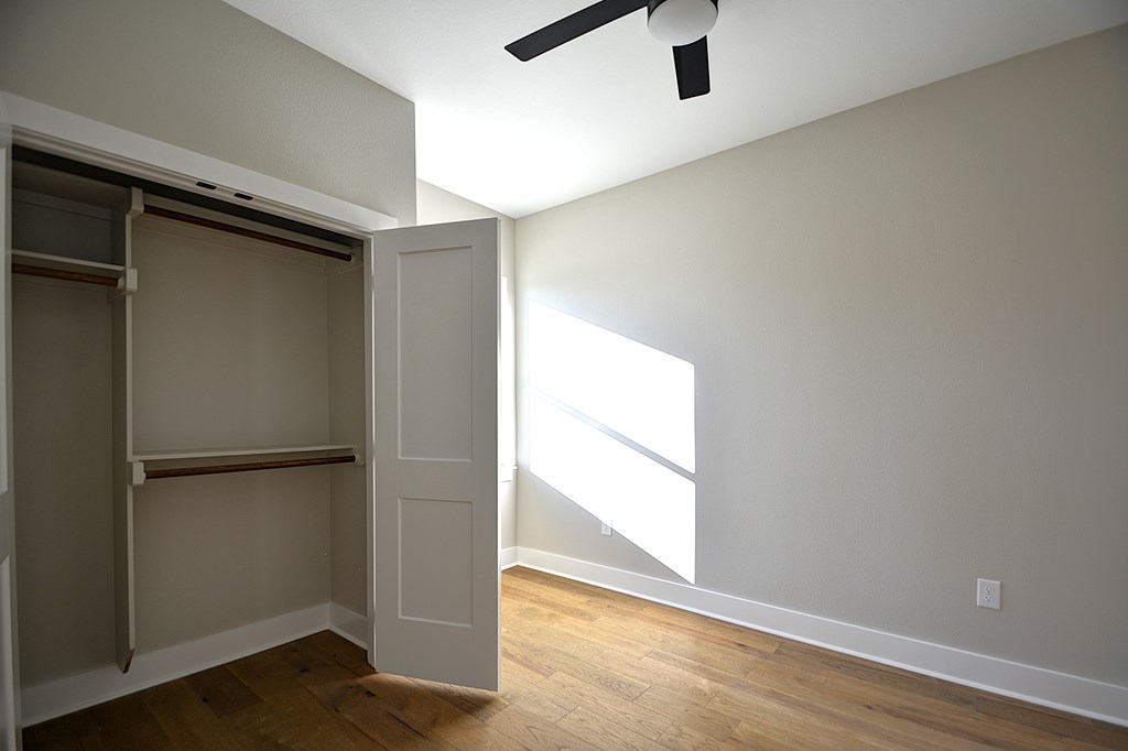 1806 Chateau Kerrville, TX 78028 - Photo 29 of 44 a view of an empty room