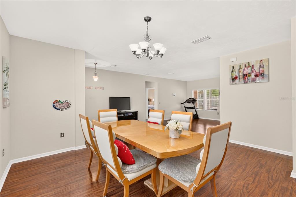 8391 Southwest 75th Road Gainesville, FL 32608 - Photo 11 of 43 Gallery Image 11
