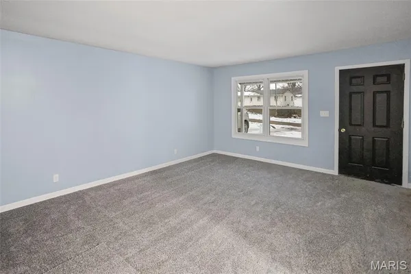 $112,500 | 106 Lyndel Street, Pleasant Hill, IL 62366