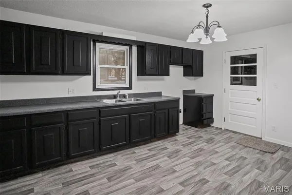 $107,000 | 106 Lyndel Street, Pleasant Hill, IL 62366