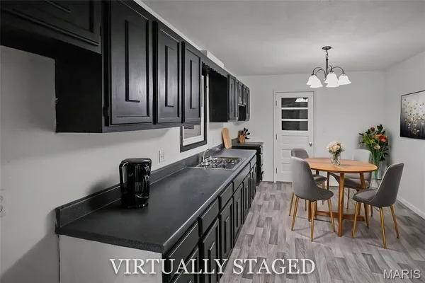 $112,500 | 106 Lyndel Street, Pleasant Hill, IL 62366