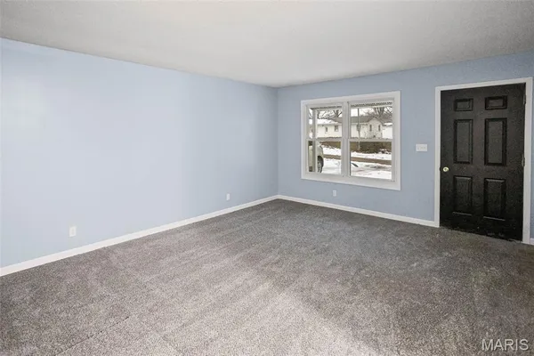 $112,500 | 106 Lyndel Street, Pleasant Hill, IL 62366