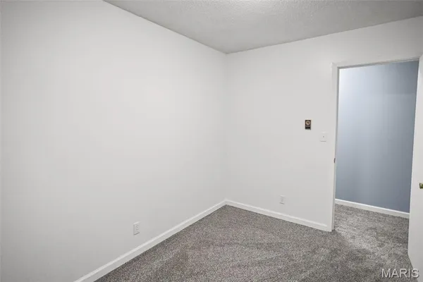 $112,500 | 106 Lyndel Street, Pleasant Hill, IL 62366