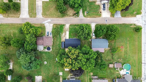 $112,500 | 106 Lyndel Street, Pleasant Hill, IL 62366