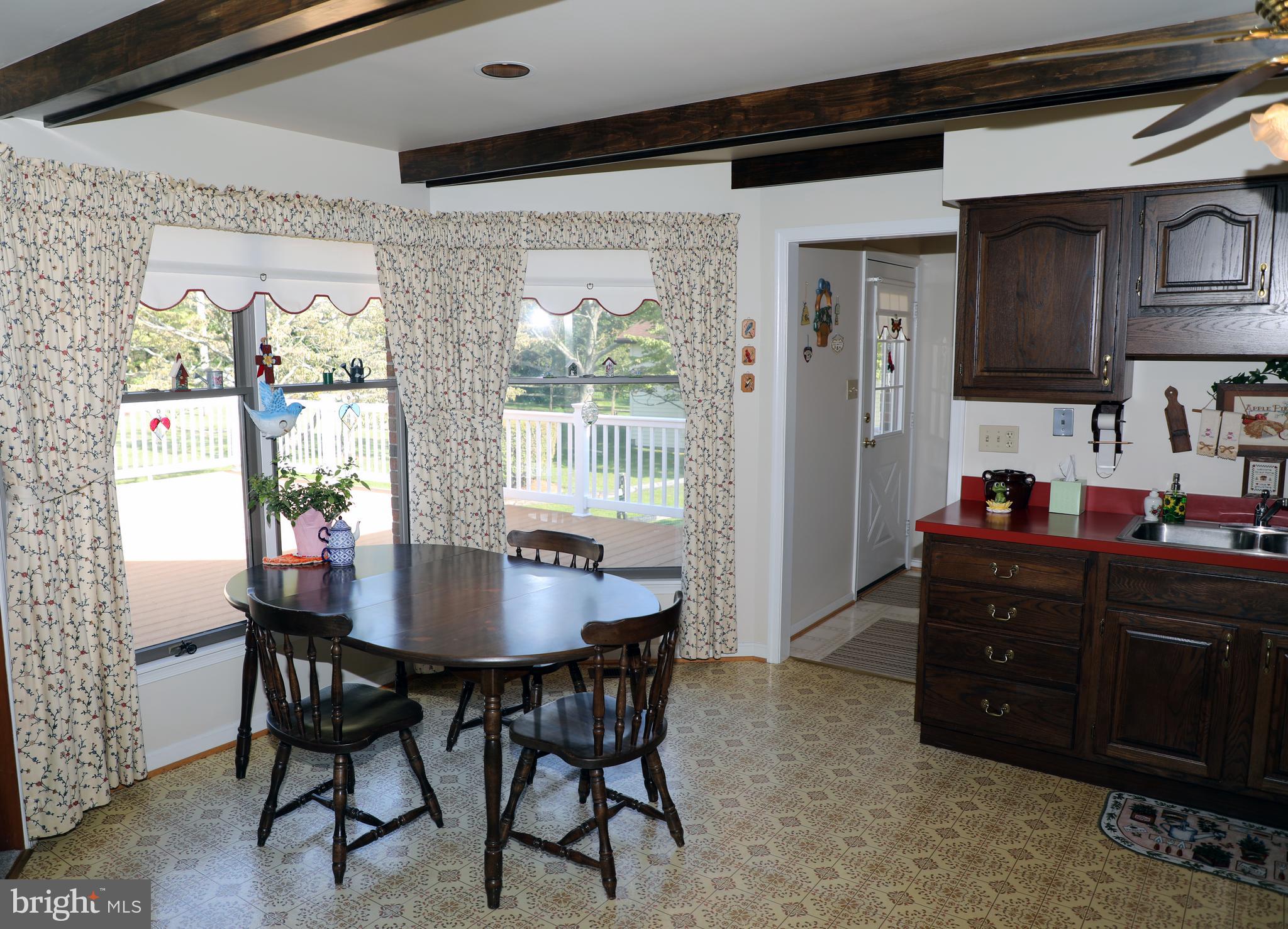 7839 Ridge Road Frederick, MD 21702 - Photo 14 of 63 Kitchen with Country Kitchen feel