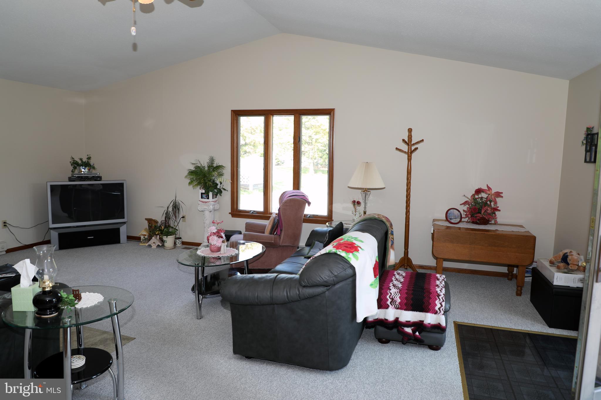 7839 Ridge Road Frederick, MD 21702 - Photo 18 of 63 Cathedral/ Vaulted Ceiling in Family Room