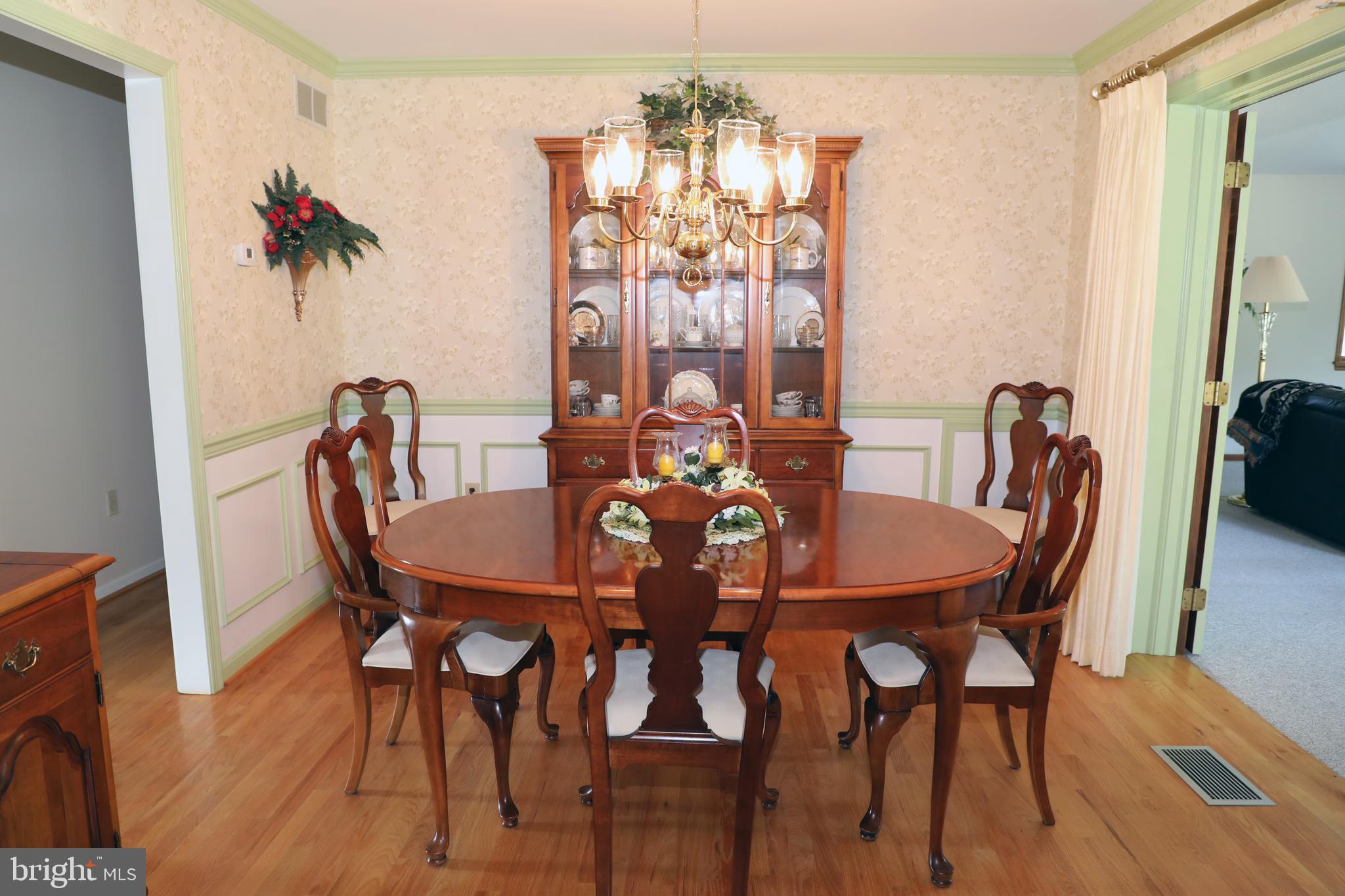 7839 Ridge Road Frederick, MD 21702 - Photo 25 of 63 Large separate Dining Room with Hardwood floors