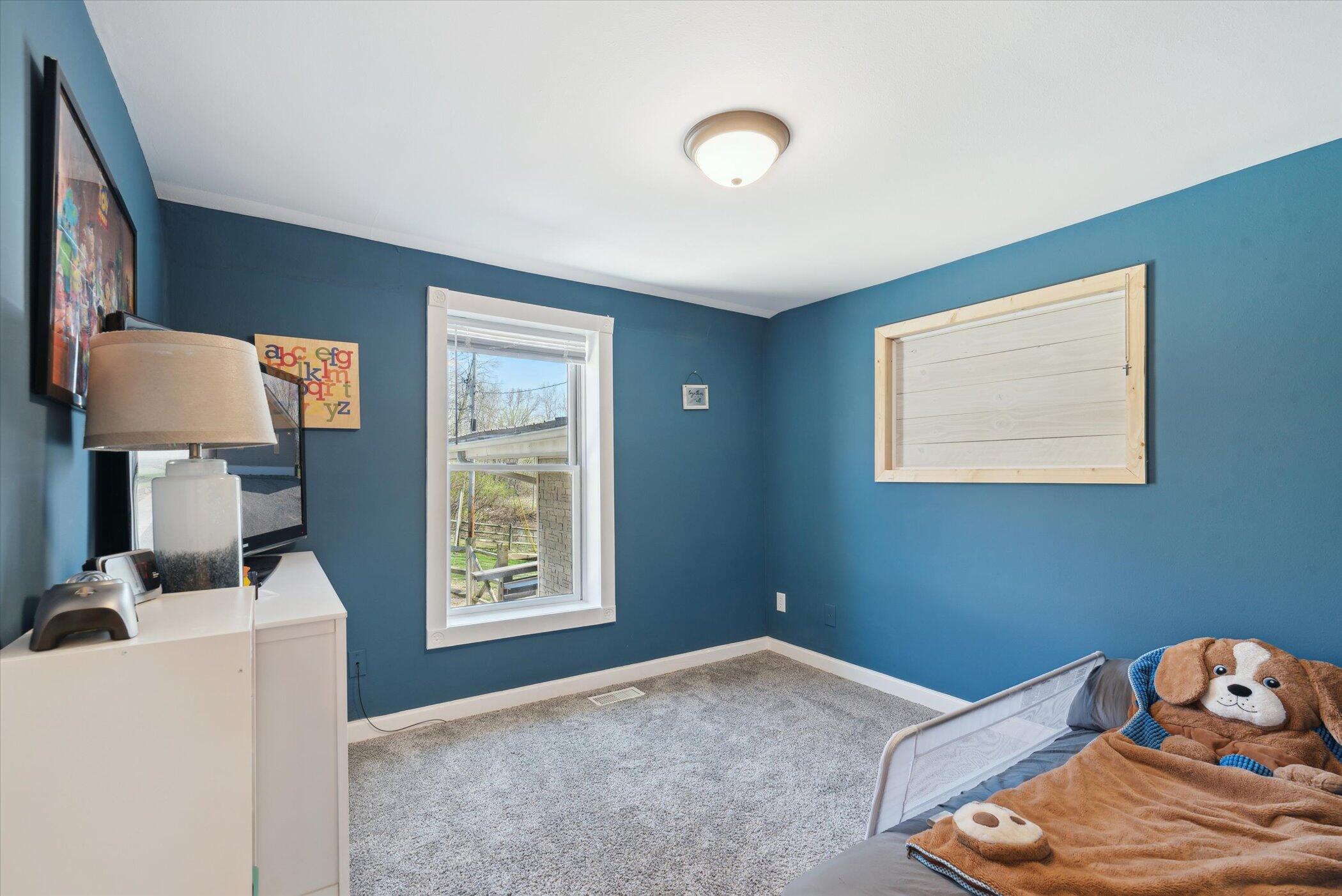 7410 Warwick Road Hudson, MI 49247 - Photo 29 of 56 Bedroom1