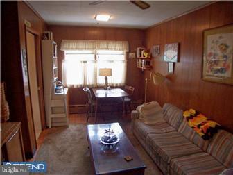526 Arbor Road Cheltenham, PA 19012 - Photo 6 of 10 Family Room