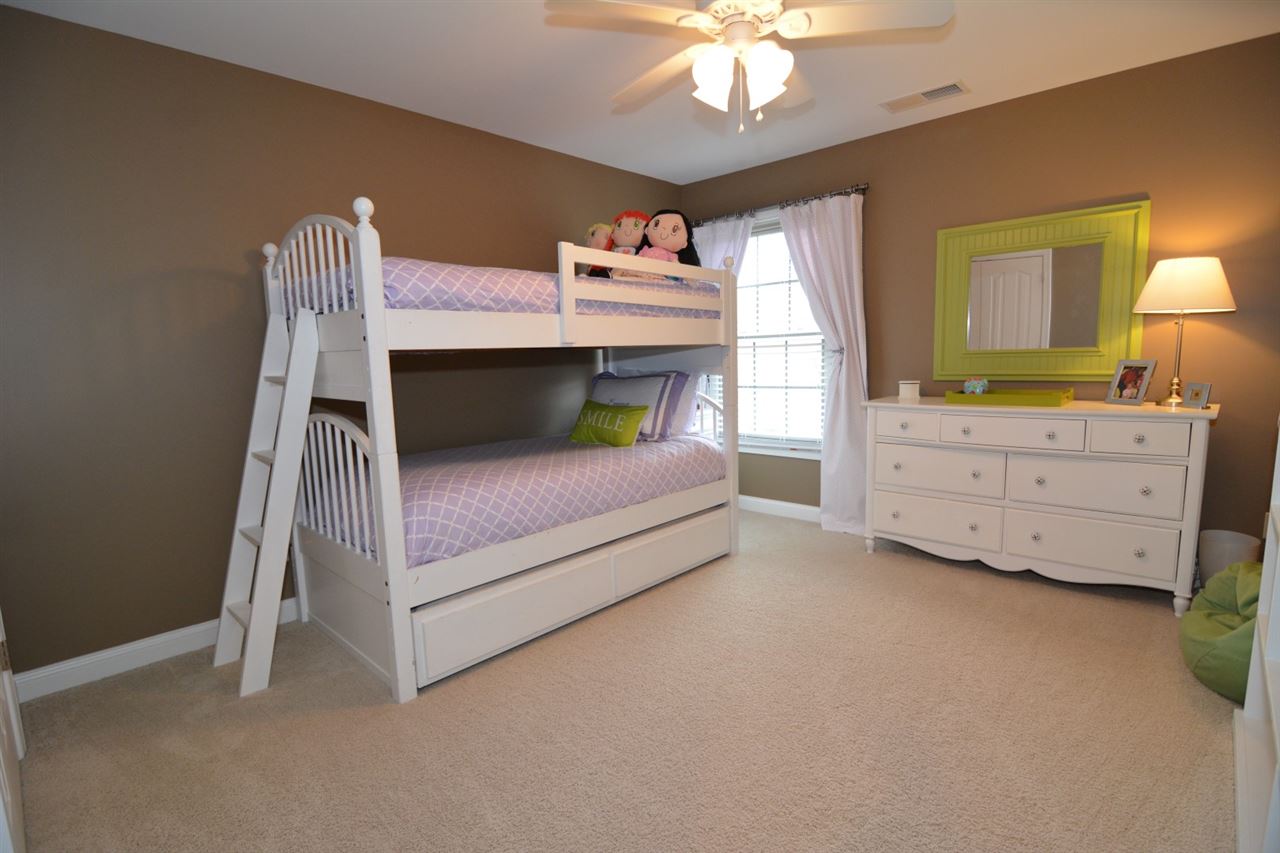 4268 Huntington Ridge Circle Newburgh, IN 47630 - Photo 21 of 29 Gallery Image 21