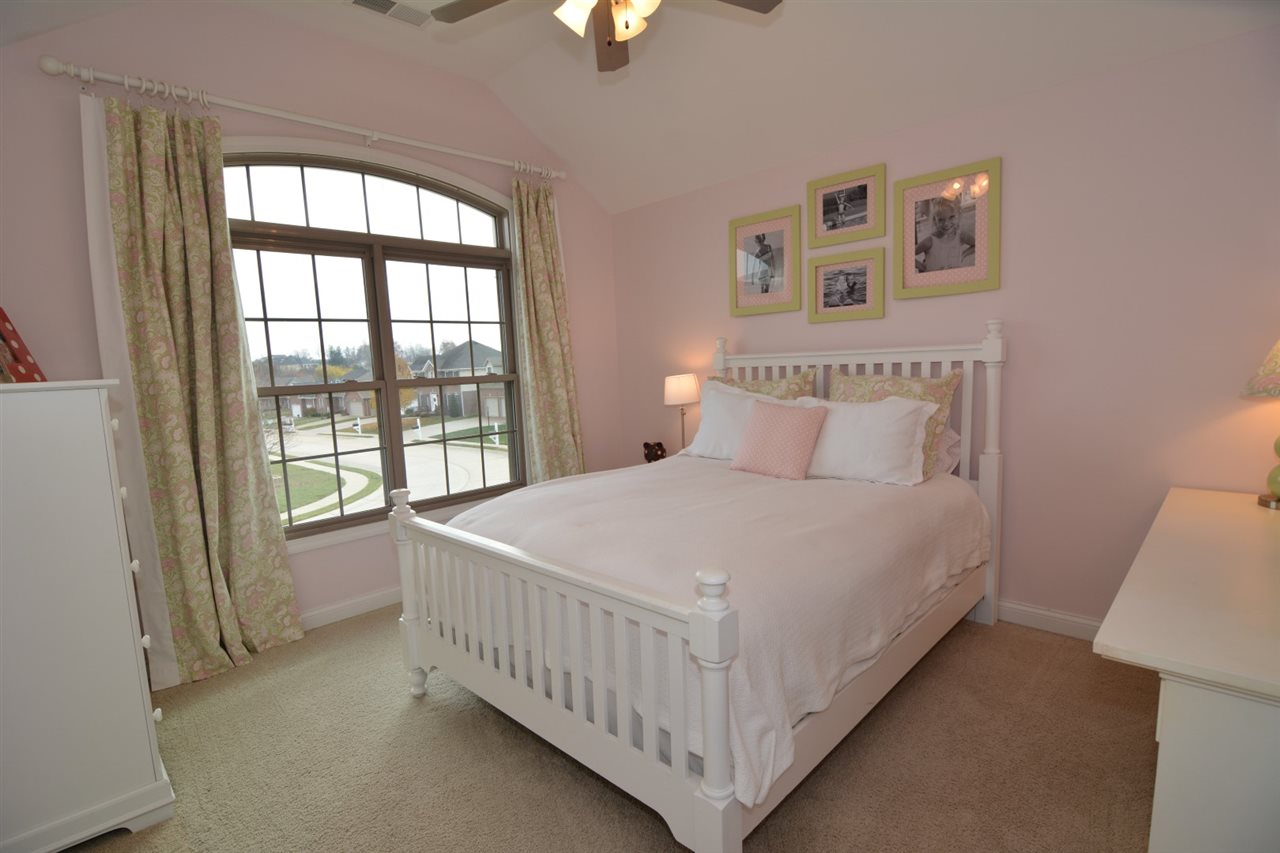 4268 Huntington Ridge Circle Newburgh, IN 47630 - Photo 24 of 29 Gallery Image 24