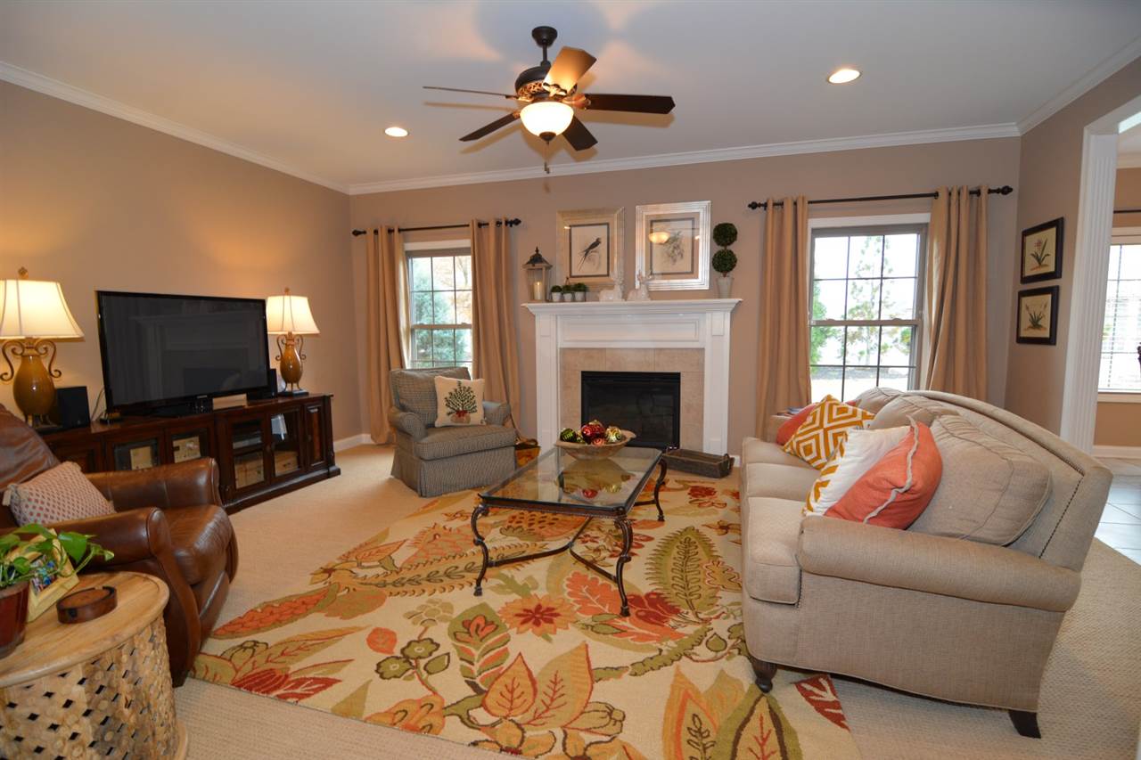 4268 Huntington Ridge Circle Newburgh, IN 47630 - Photo 5 of 29 Gallery Image 5