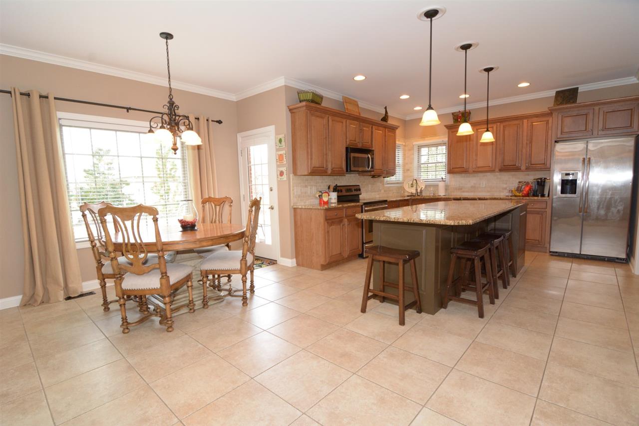 4268 Huntington Ridge Circle Newburgh, IN 47630 - Photo 7 of 29 Gallery Image 7