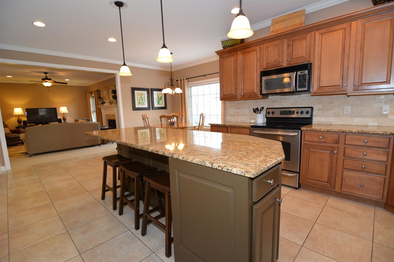 4268 Huntington Ridge Circle Newburgh, IN 47630 - Photo 10 of 29 Gallery Image 10