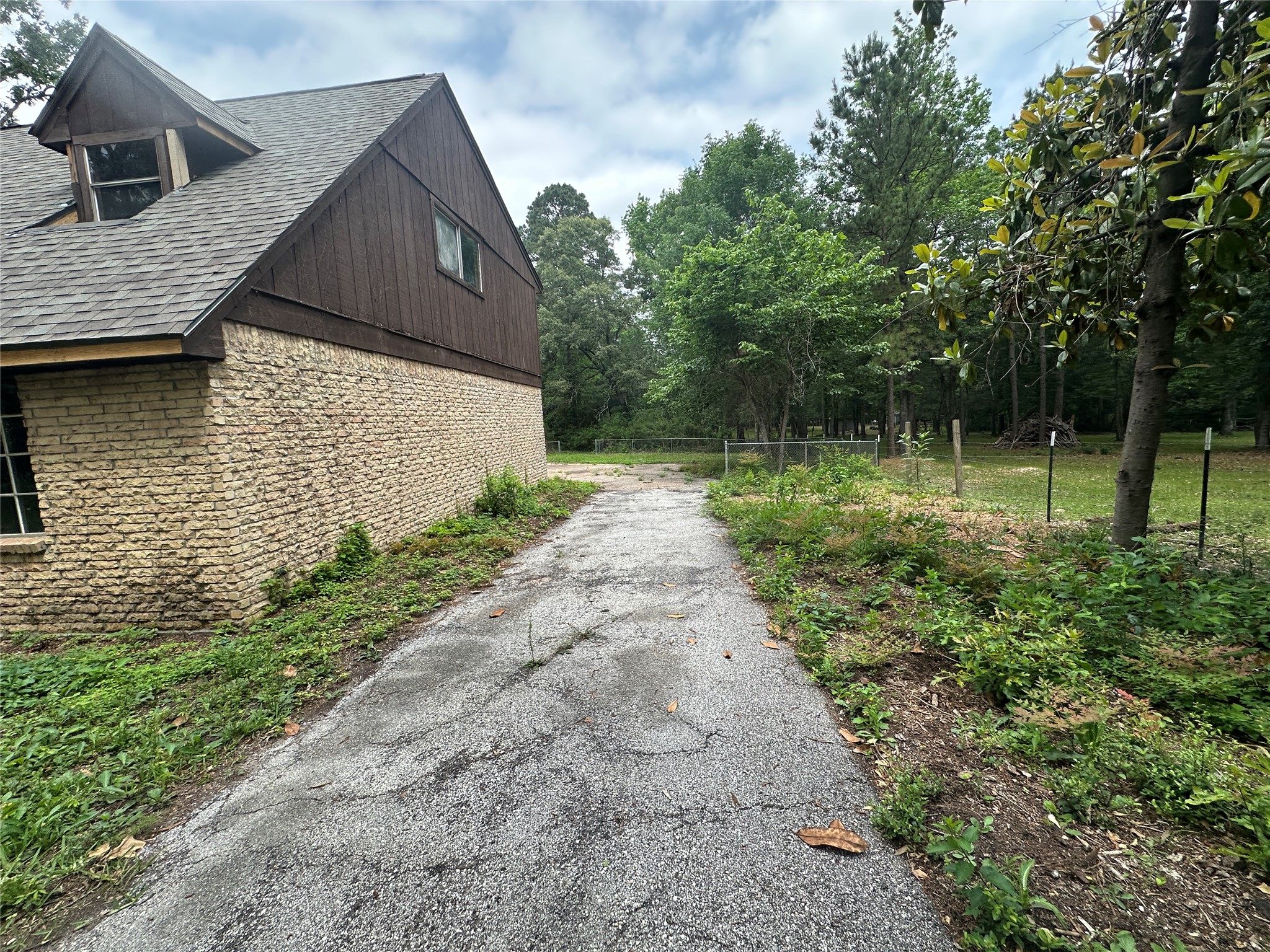 37402 Robin George Trail Magnolia, TX 77354 - Photo 35 of 42