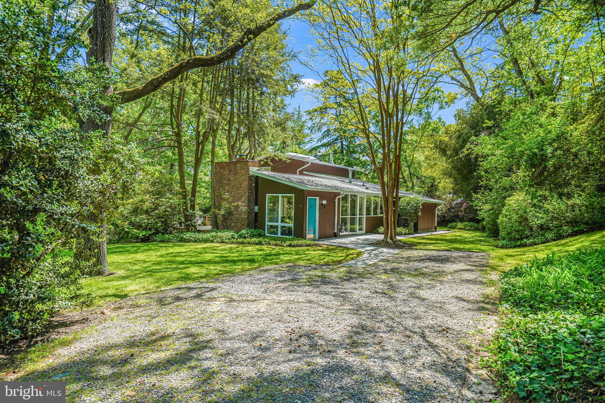 2009 Marthas Road Alexandria, VA 22307 - Photo 1 of 88