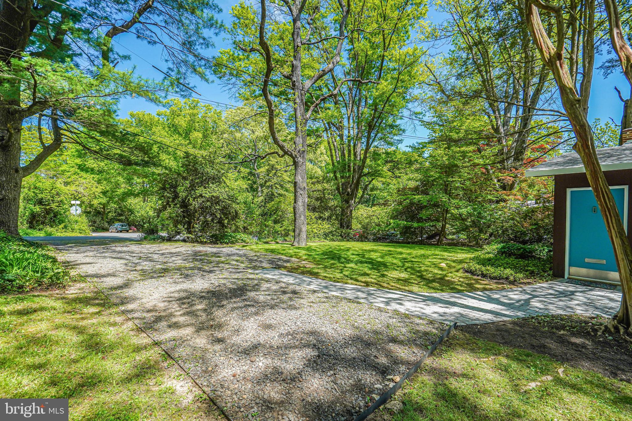 2009 Marthas Road Alexandria, VA 22307 - Photo 3 of 88