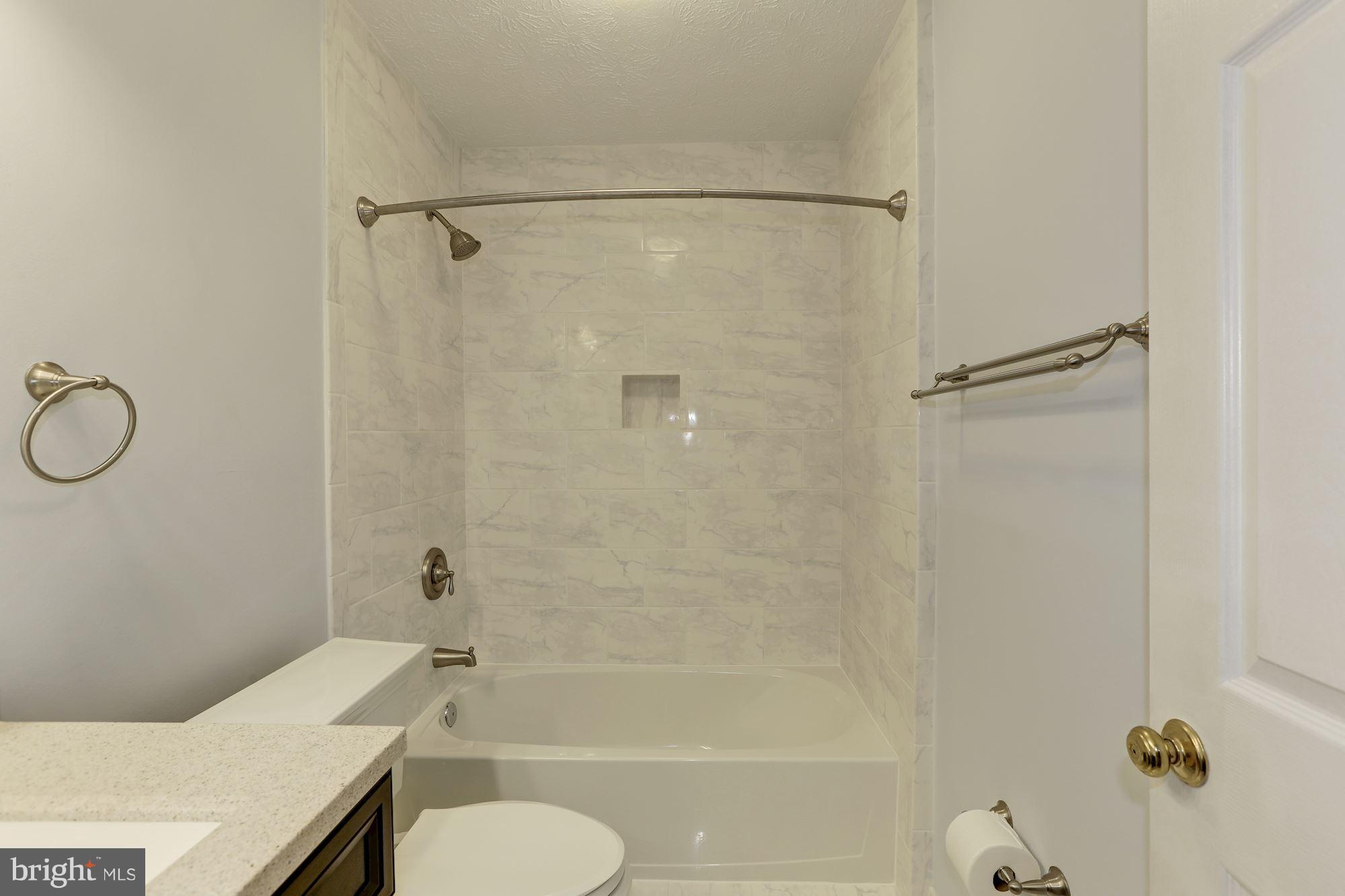 9042 Manorwood Road Laurel, MD 20723 - Photo 17 of 30 Bath