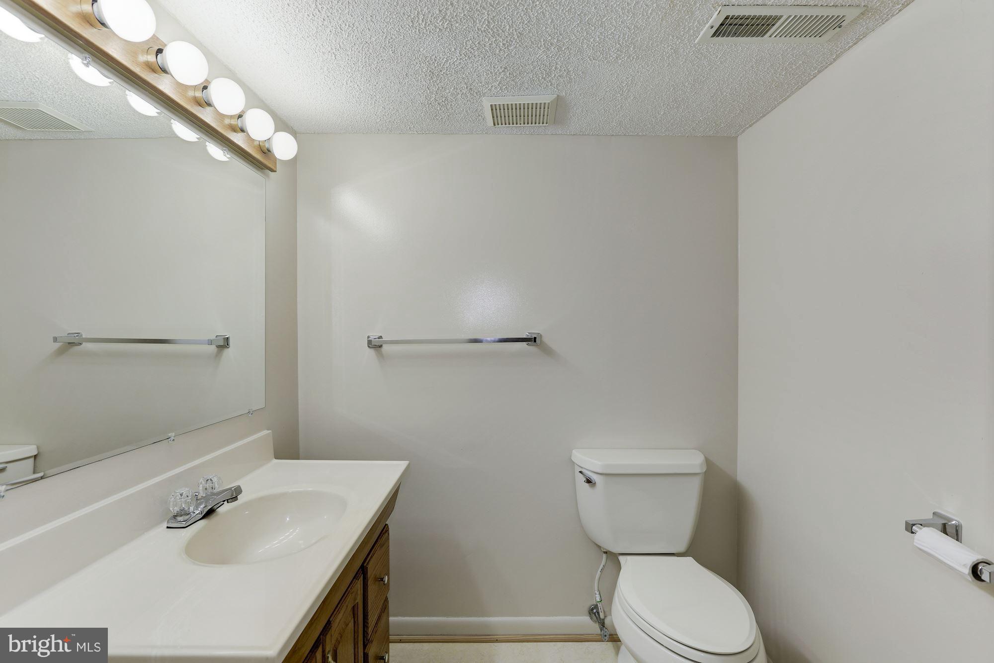 9042 Manorwood Road Laurel, MD 20723 - Photo 27 of 30 Bath