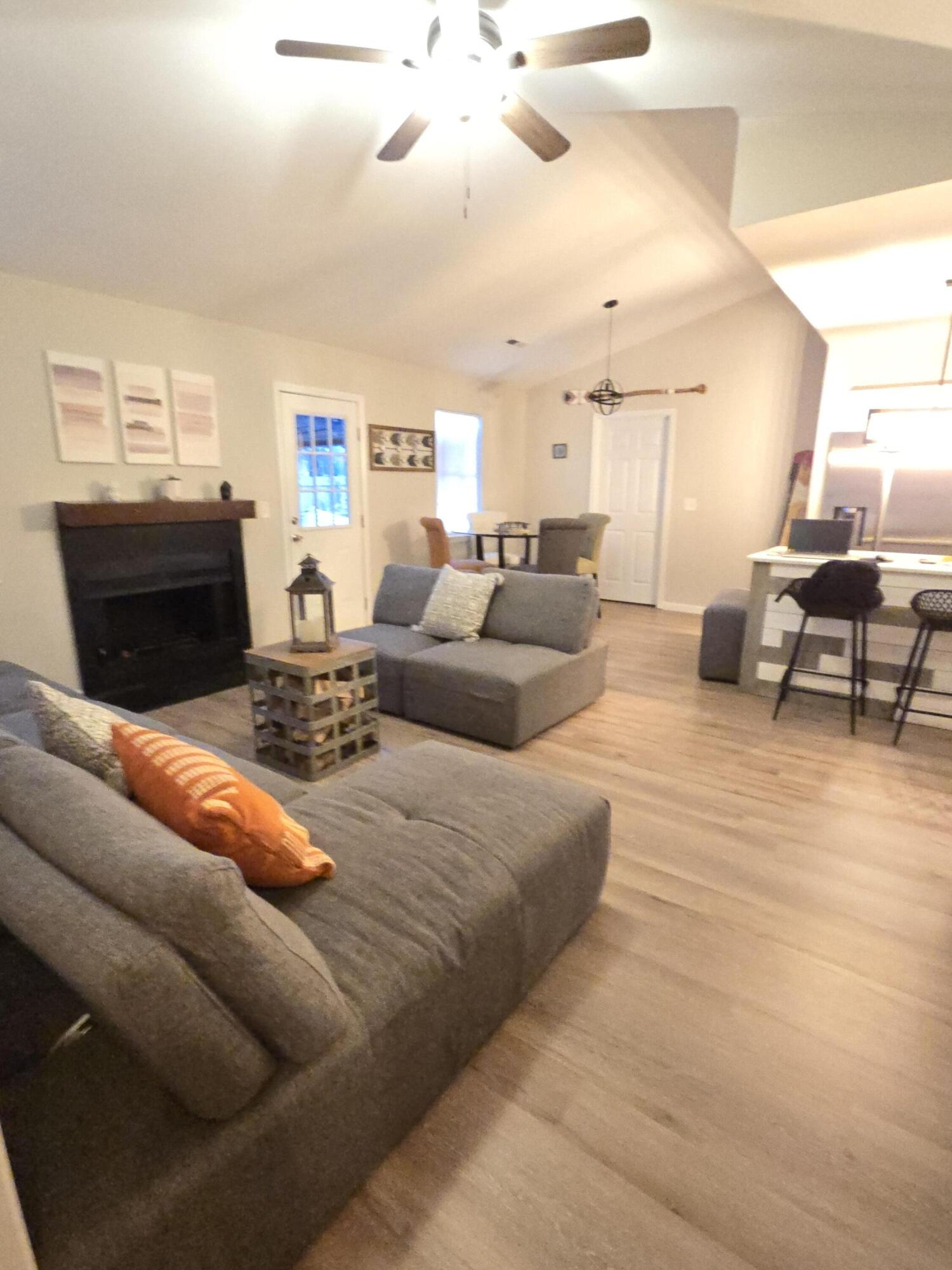 203 Flamingo Drive Ladson, SC 29456 - Photo 14 of 35 20251219_171349